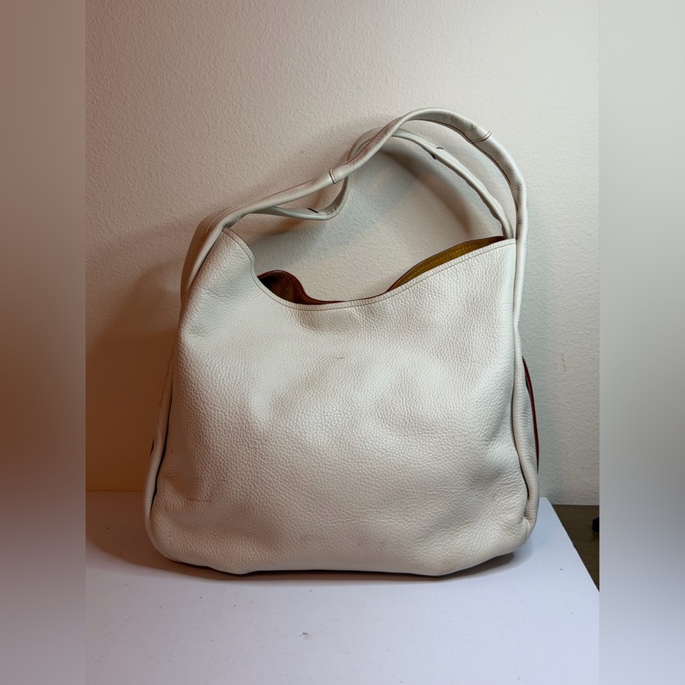 Coach Bandit Hobo Bag in Natural Pebble Leather With a Suede Lining